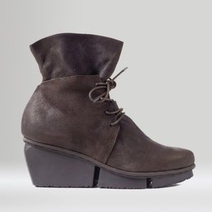 Trippen Corner Wedge Brown Leather Boots